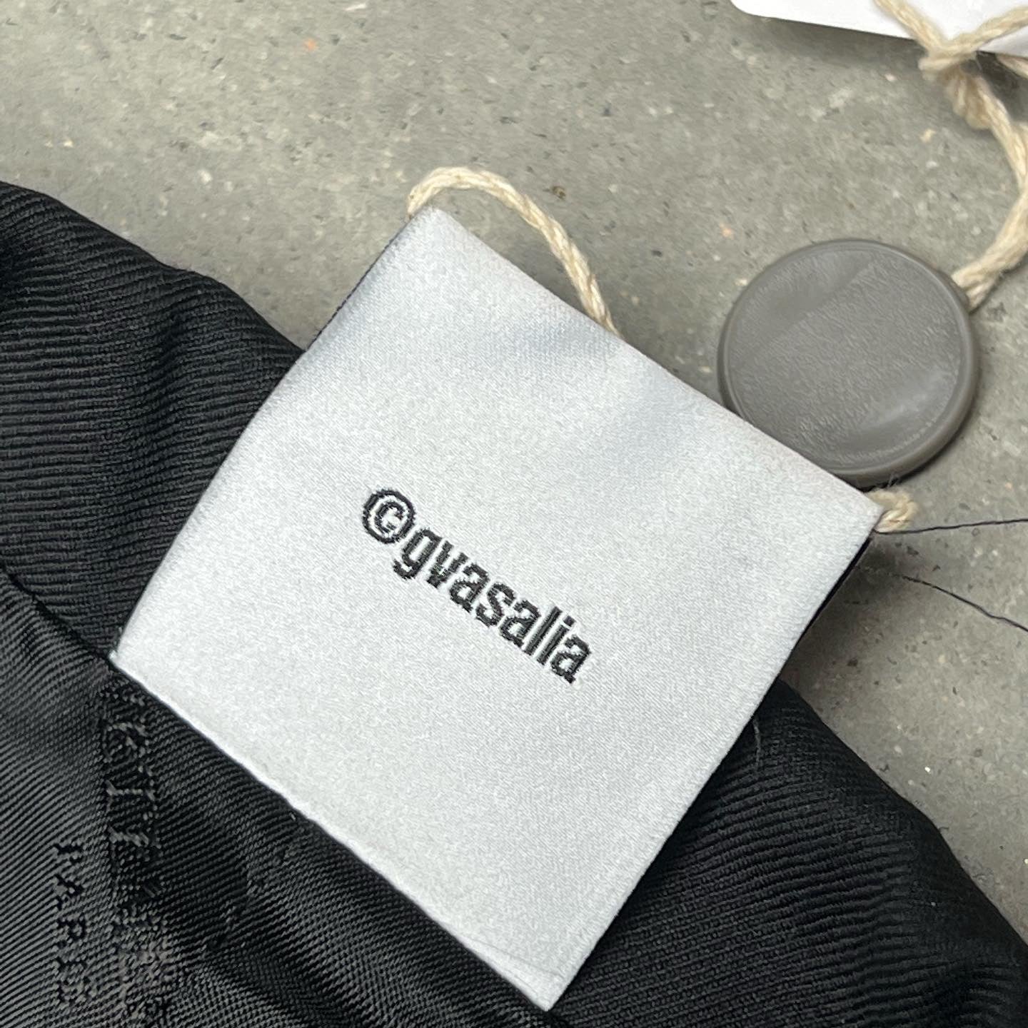 VETEMENTS Gothic Logo Blazer Suit Jacket
