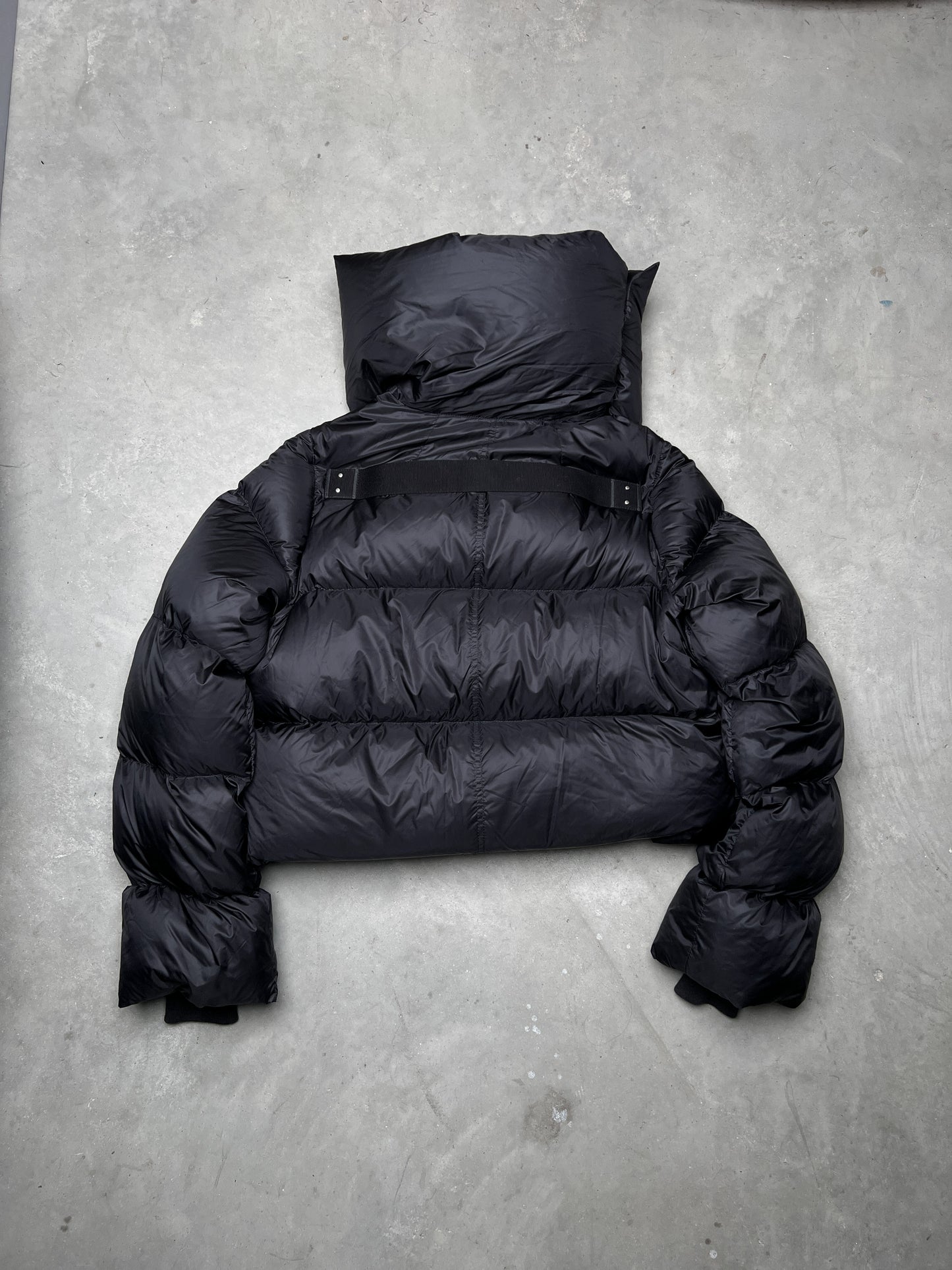 Rick Owens FW22 STROBE Funnel Neck Cropped Puffer Jacket