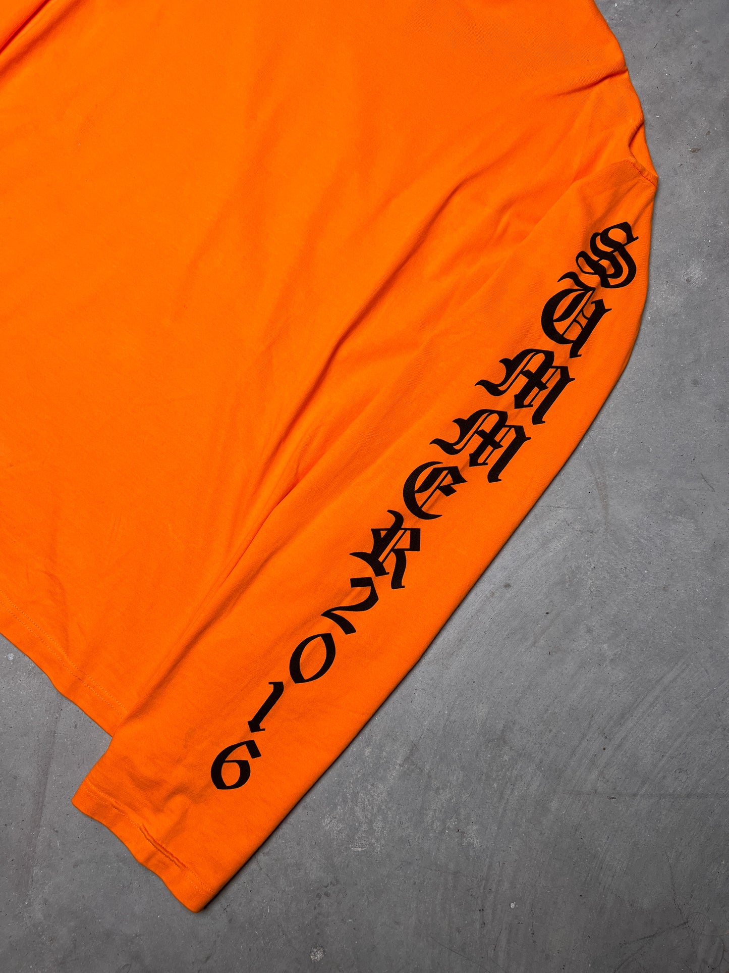 VETEMENTS SS16 Gothic Logo Oversized Longsleeve Tee Orange