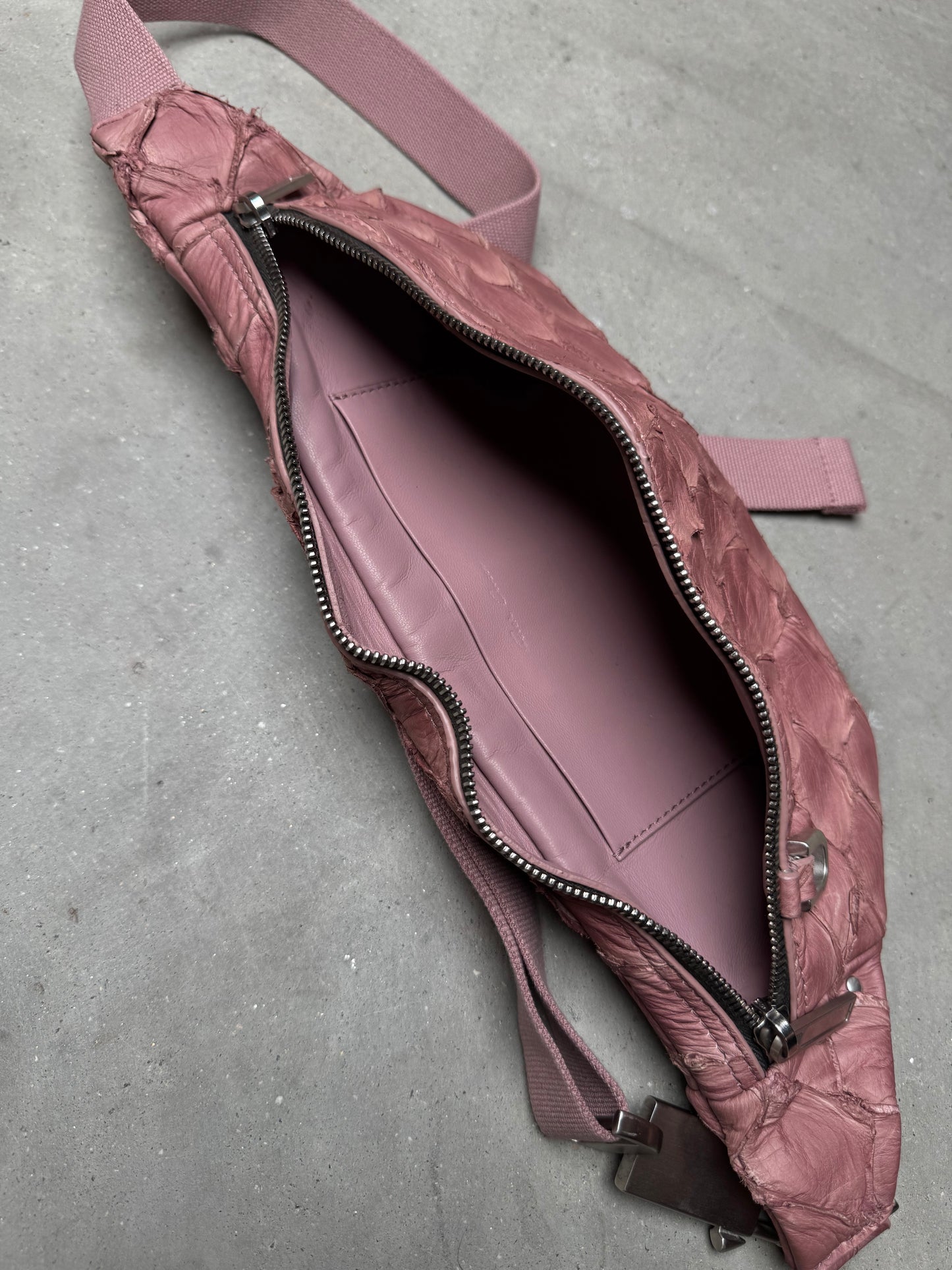 Rick Owens 1 OF 1 Pirarucu Fish Leather Waist Bag Dusty Pink