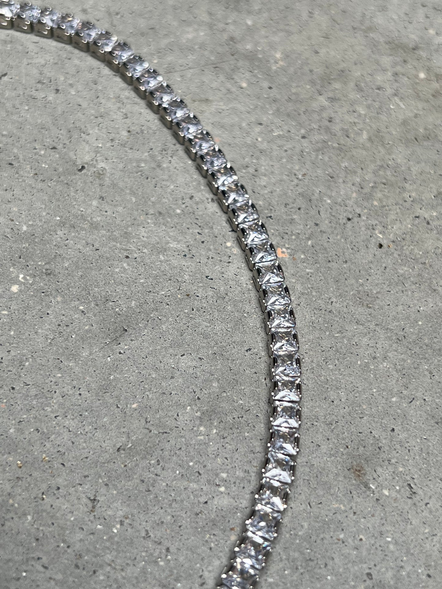 VETEMENTS Heart Crystal Necklace Red