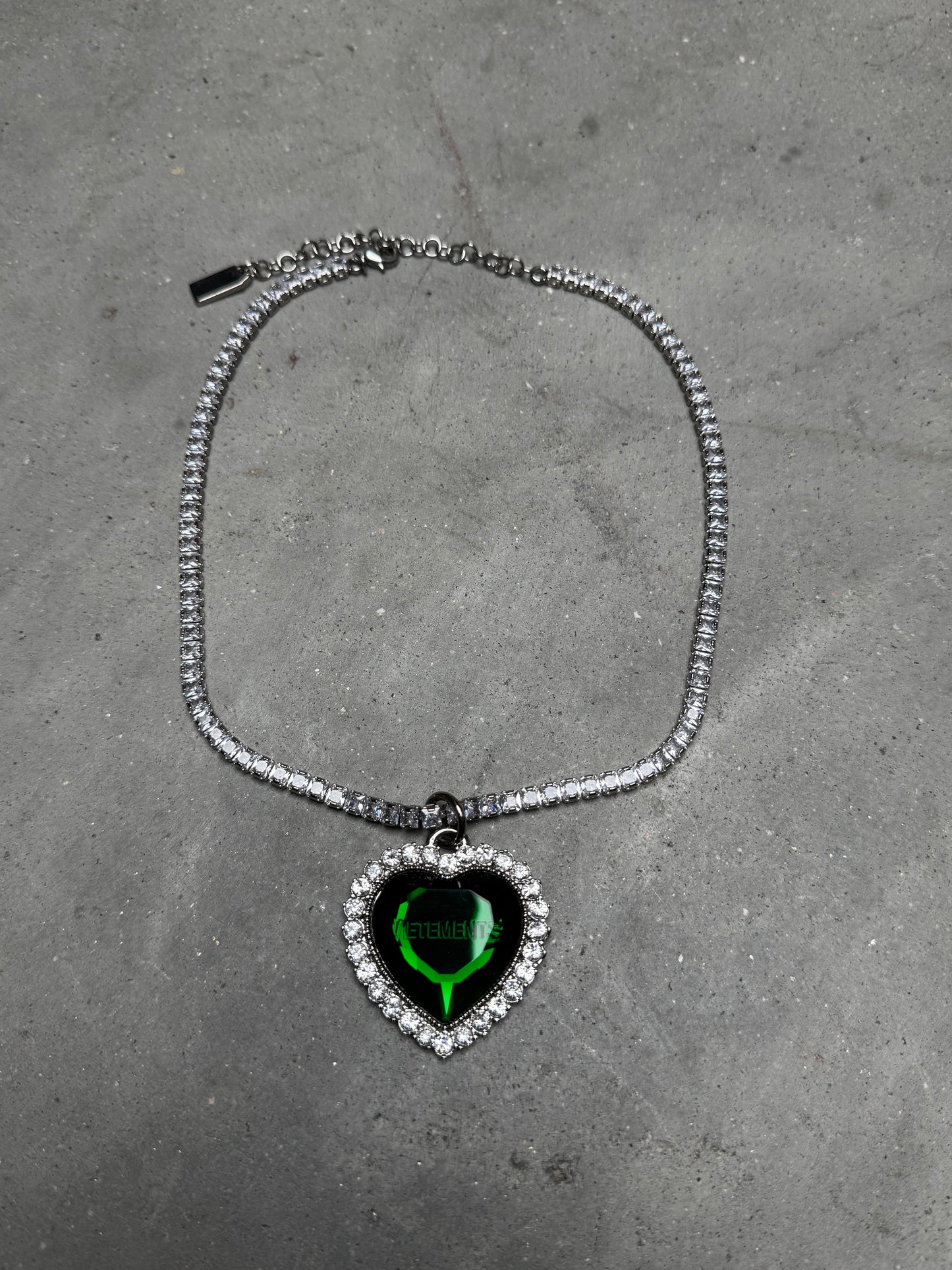 VETEMENTS Heart Crystal Necklace Green