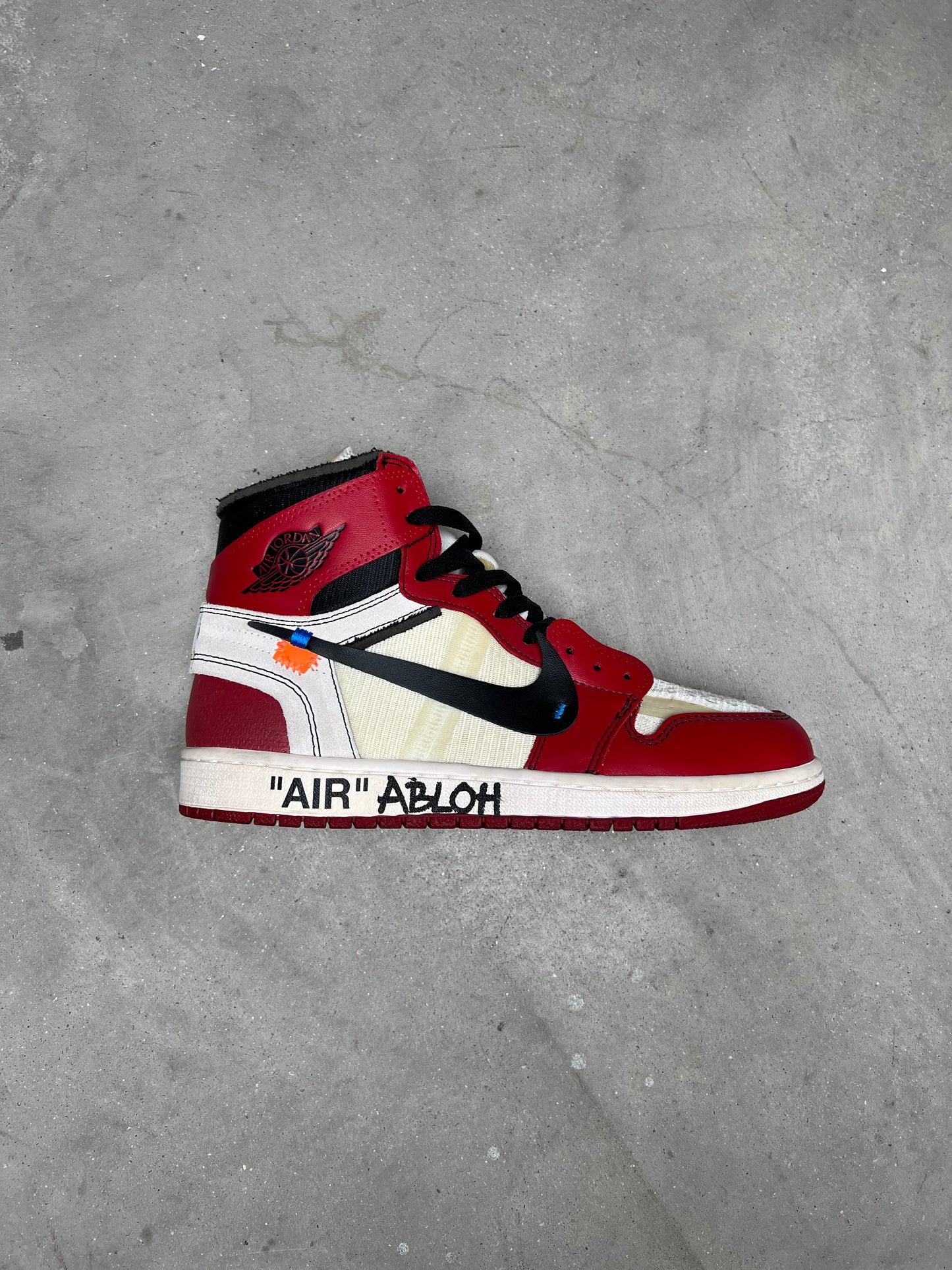 Nike x Off-White The 10: Air Jordan 1 High Chicago - Signed by Virgil Abloh