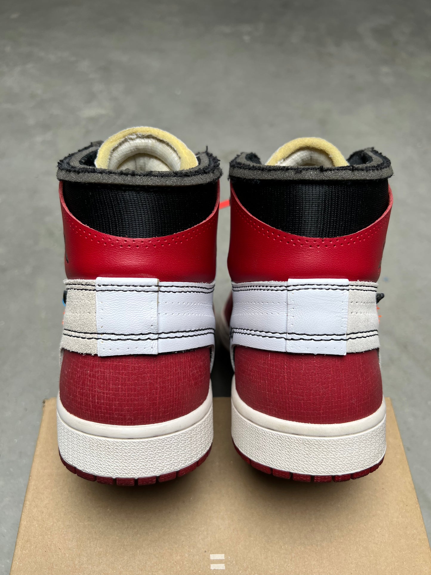 Nike x Off-White The 10: Air Jordan 1 High Chicago - Signed by Virgil Abloh