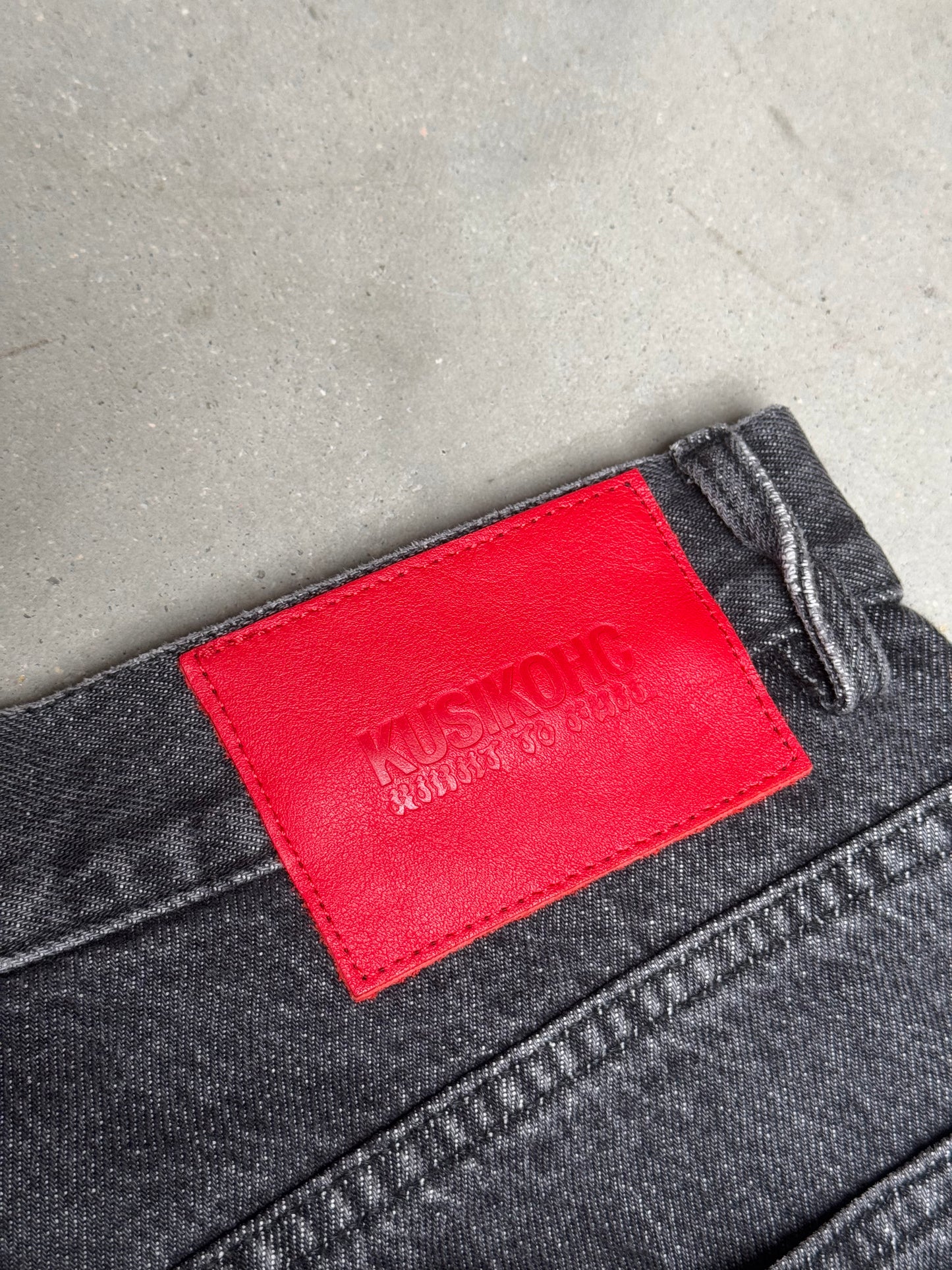 KUSIKOHC Rivet Denim Jeans Black