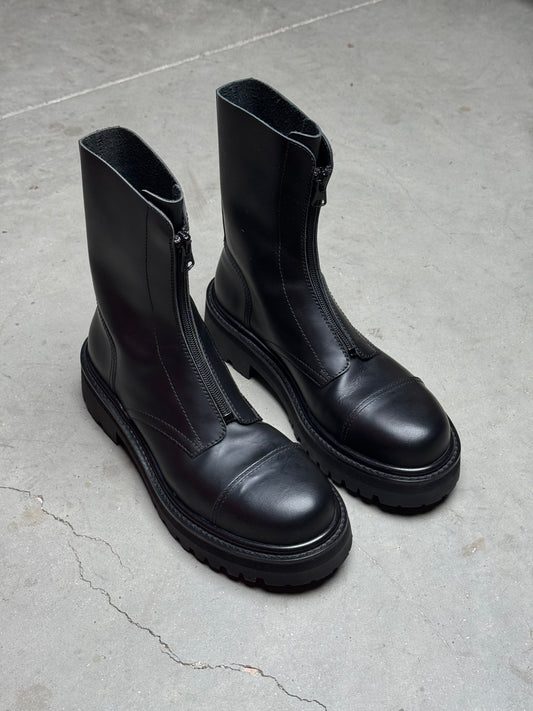 VETEMENTS FALL 2020 Zip-Up Police Combat Leather Boots Black
