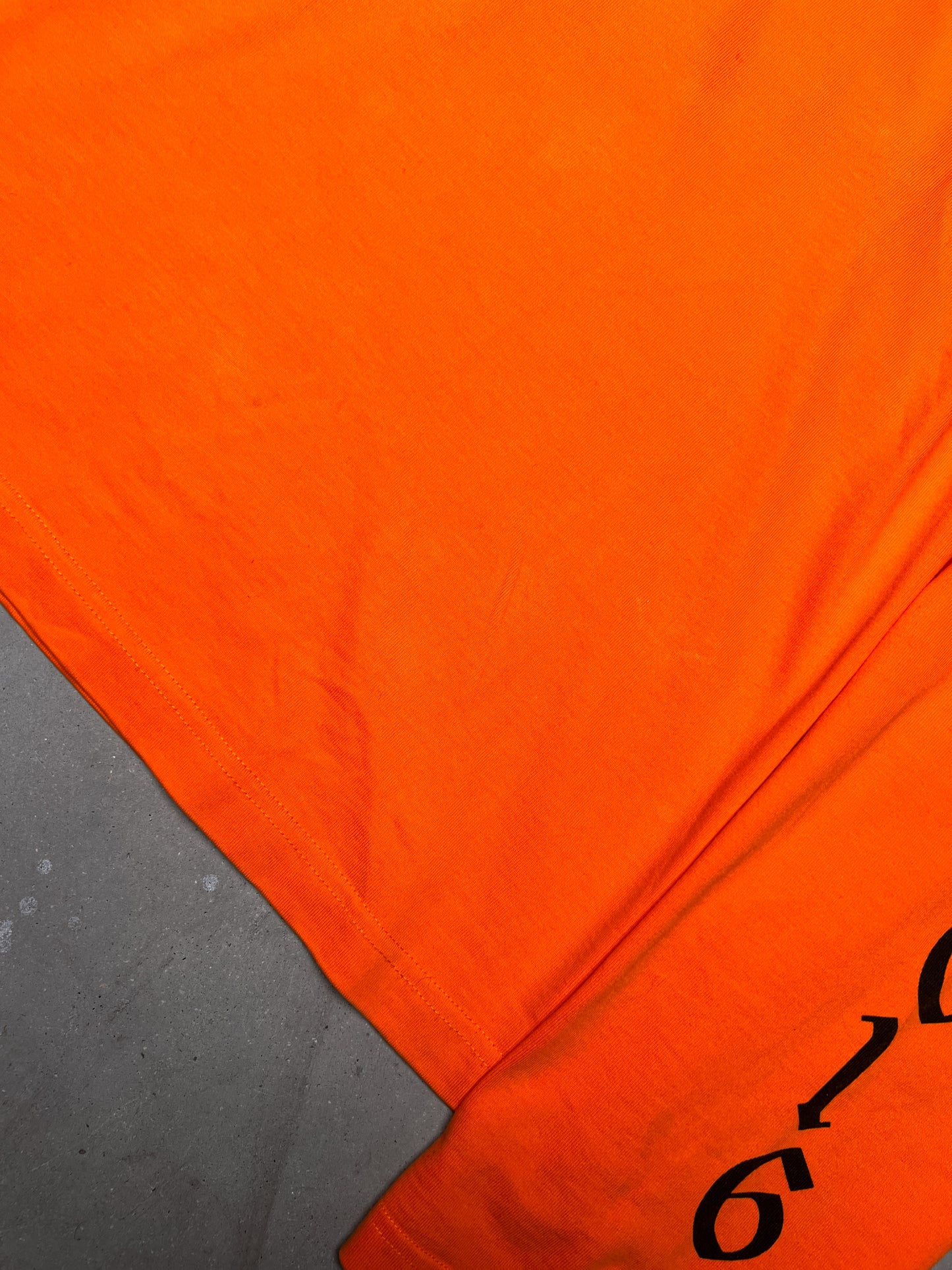 VETEMENTS SS16 Gothic Logo Oversized Longsleeve Tee Orange
