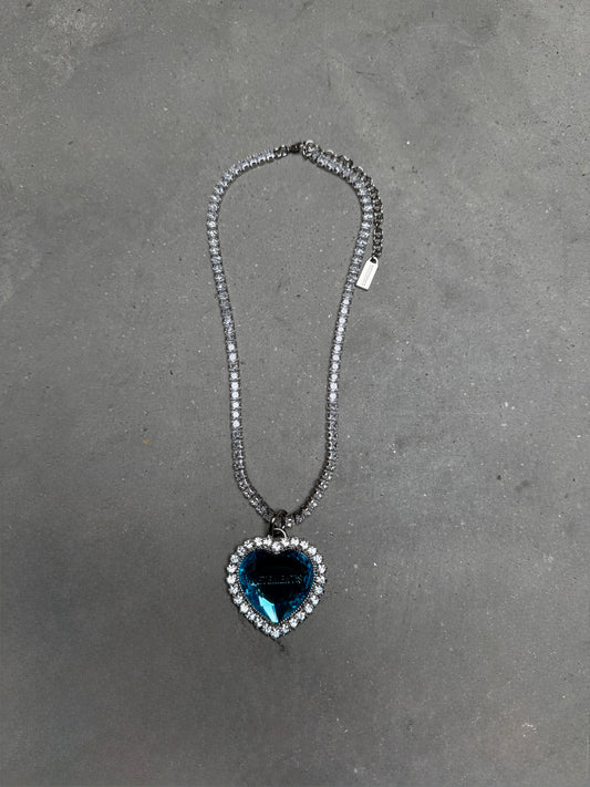 VETEMENTS Heart Crystal Necklace Blue