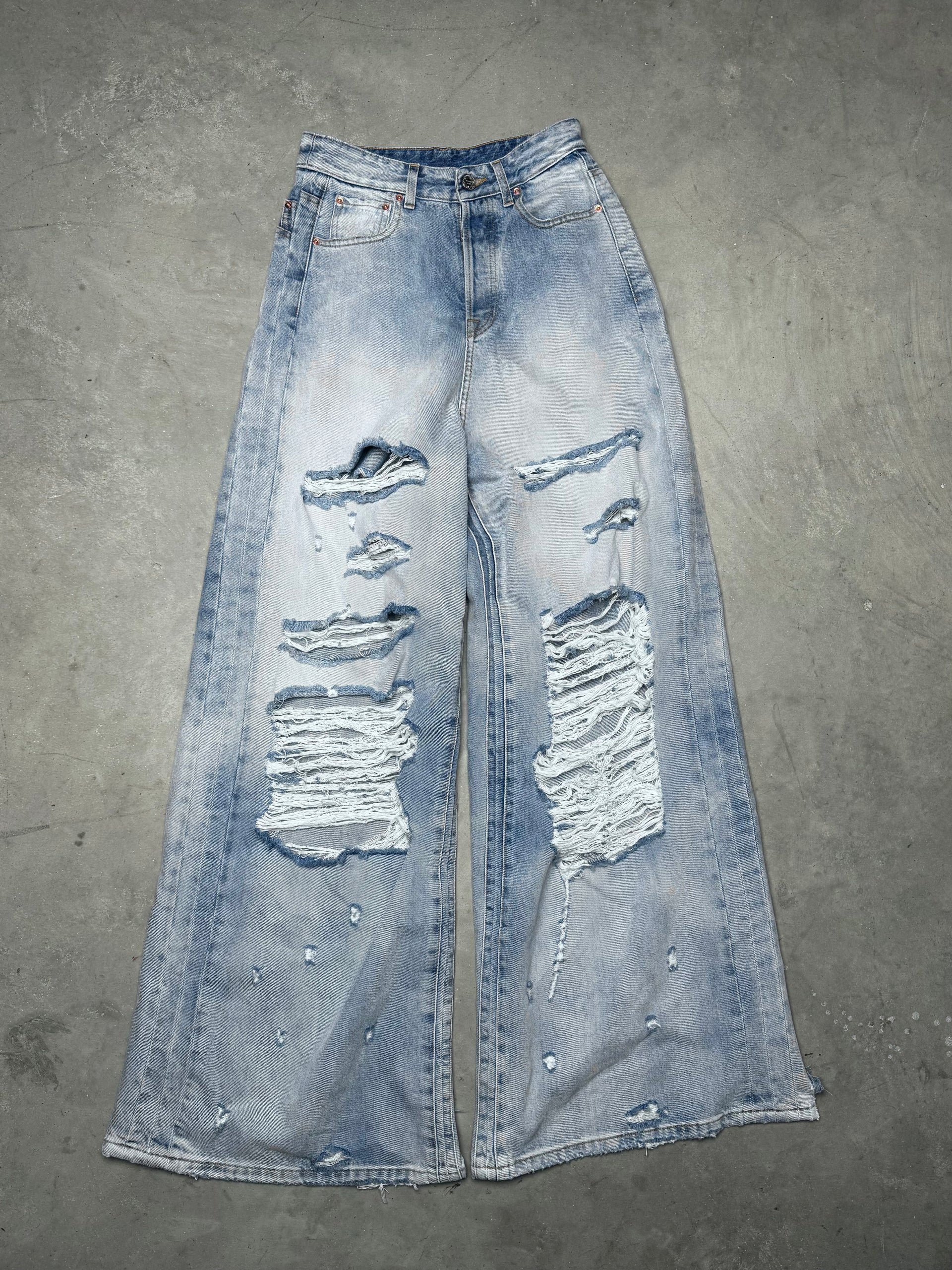 VETEMENTS Destroyed Denim Jeans – ARCHIVE A