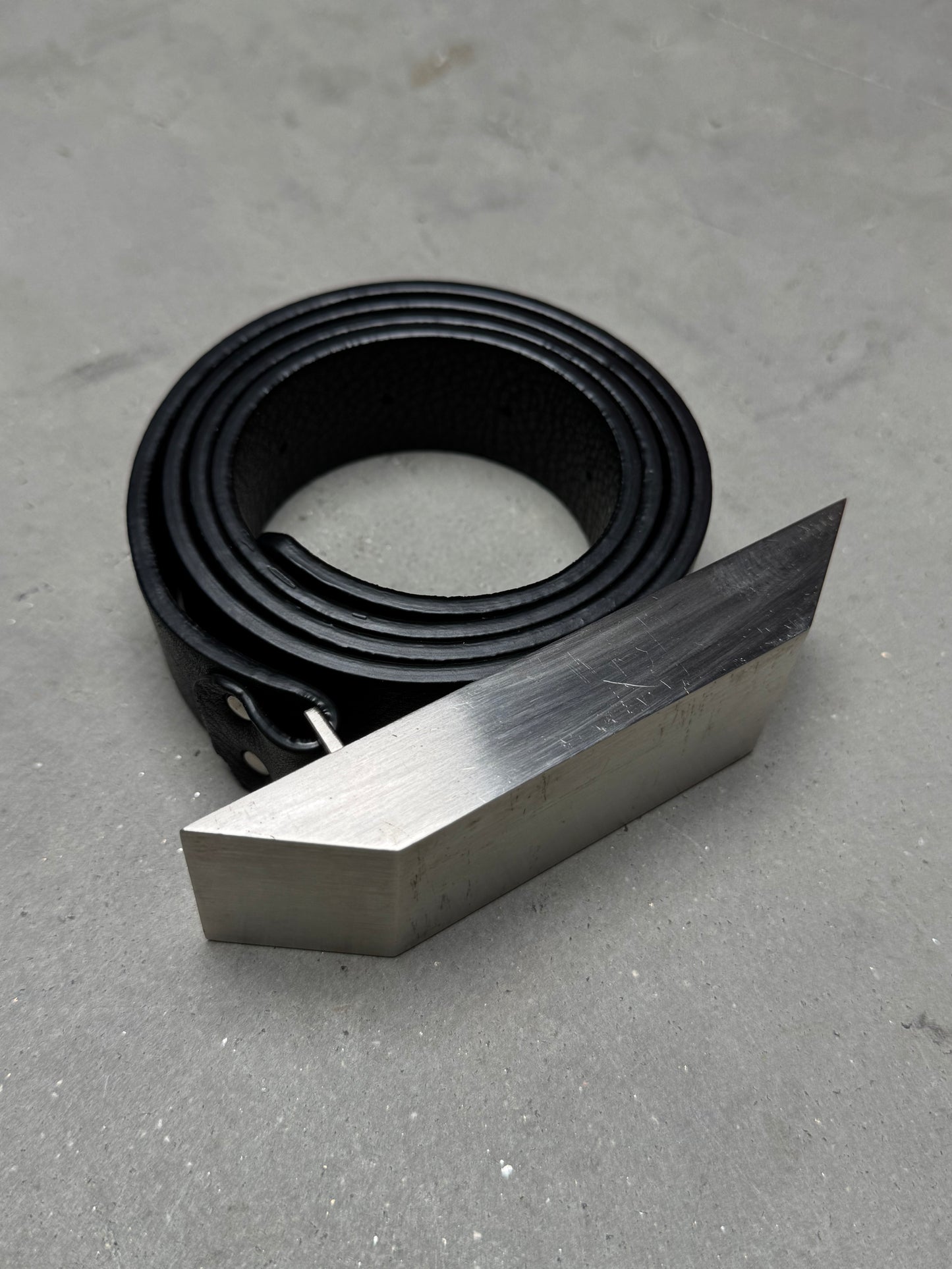 Rick Owens FW21 GETHSEMANE Beveled Buckle Leather Belt Black