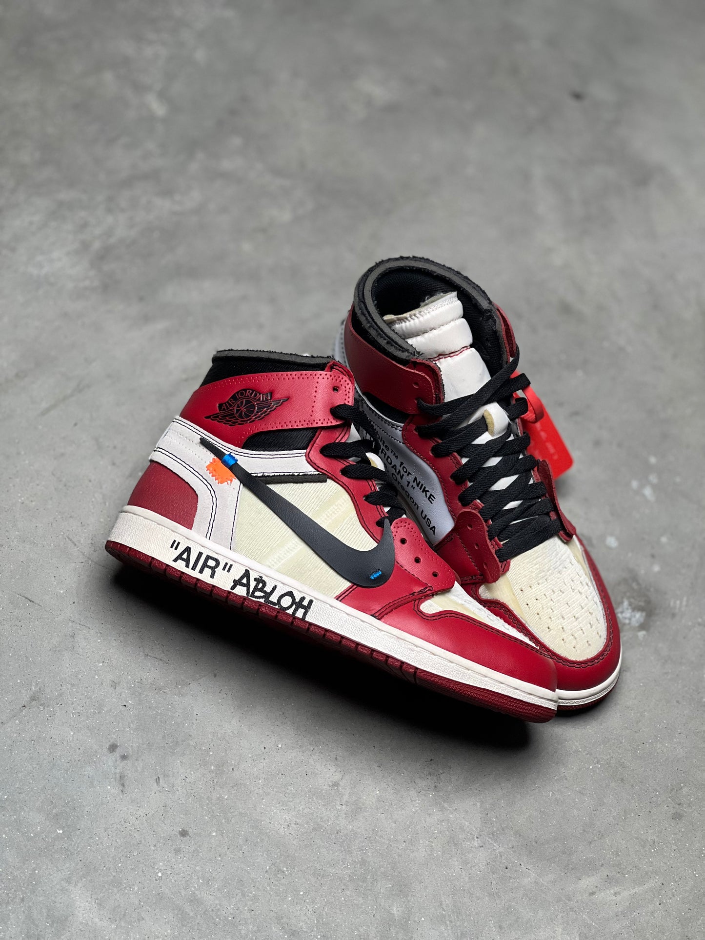 Nike x Off-White The 10: Air Jordan 1 High Chicago - Signed by Virgil Abloh